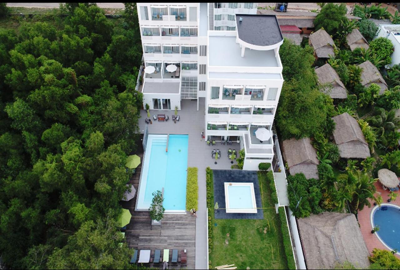 Naia Resort Sihanoukville Exterior foto
