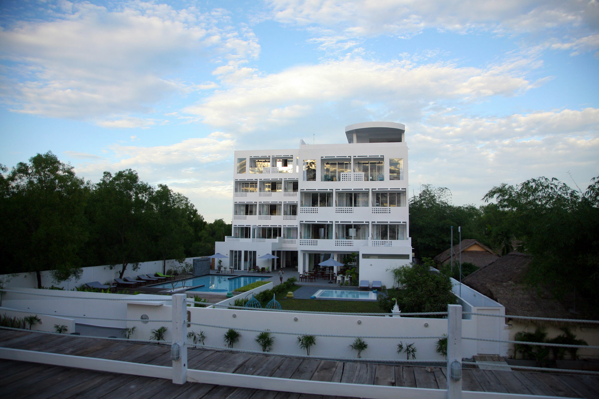 Naia Resort Sihanoukville Exterior foto